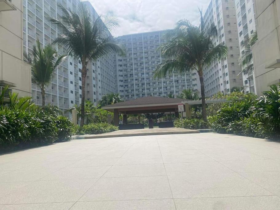 Shore 1 & 3 Residences Moa 1Br With Balcony By Darpm Manila Exterior foto