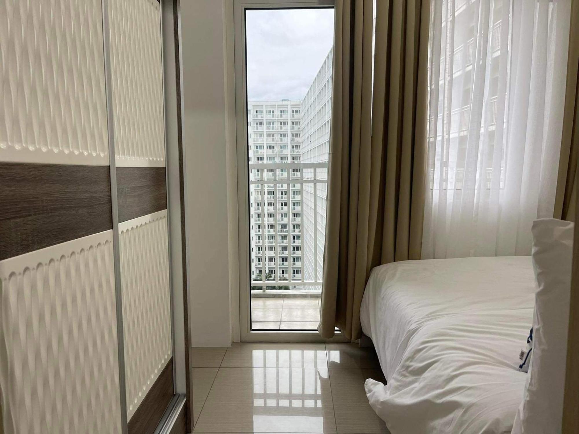 Shore 1 & 3 Residences Moa 1Br With Balcony By Darpm Manila Exterior foto